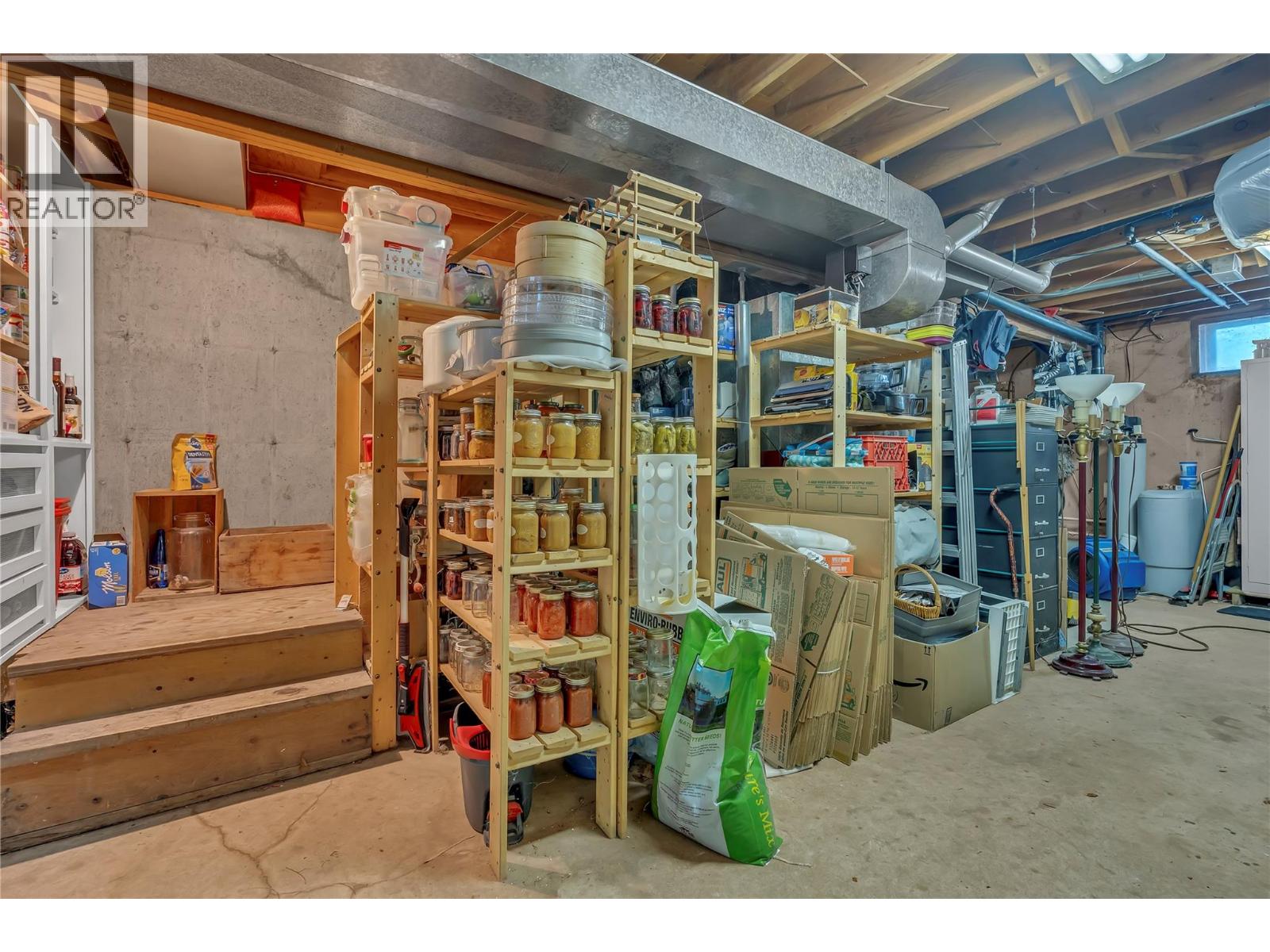 942 Copper Mountain Rd, Princeton