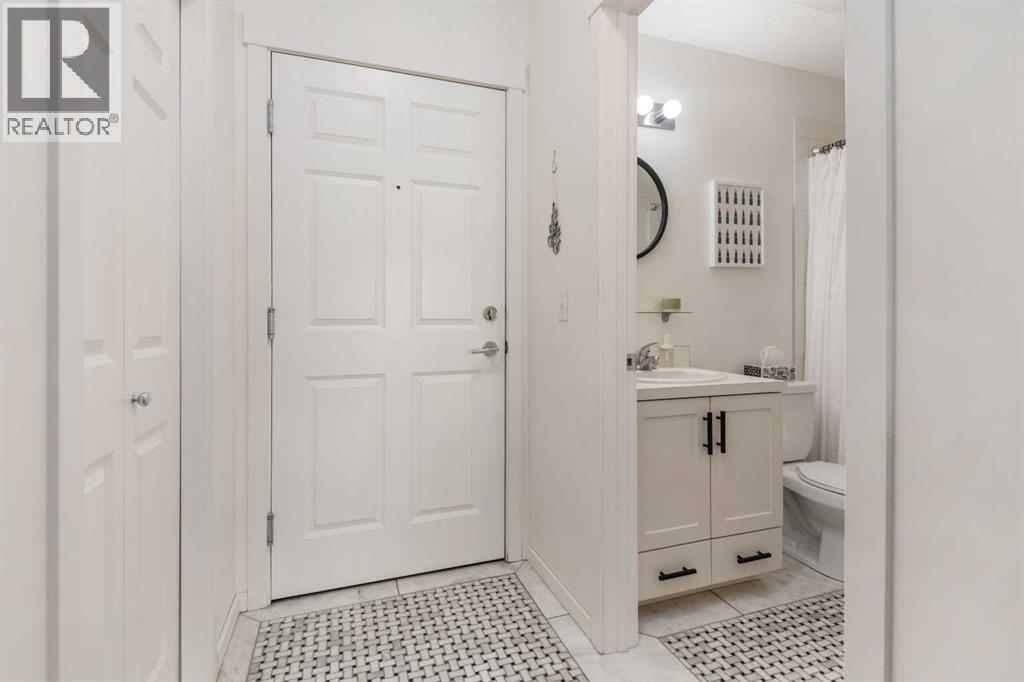 1403, 279 Copperpond Common SE photo 11