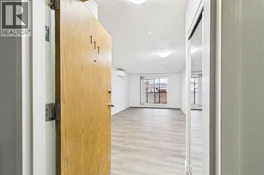 Single Family House for Sale in    Street SE Forest Lawn Calgary 