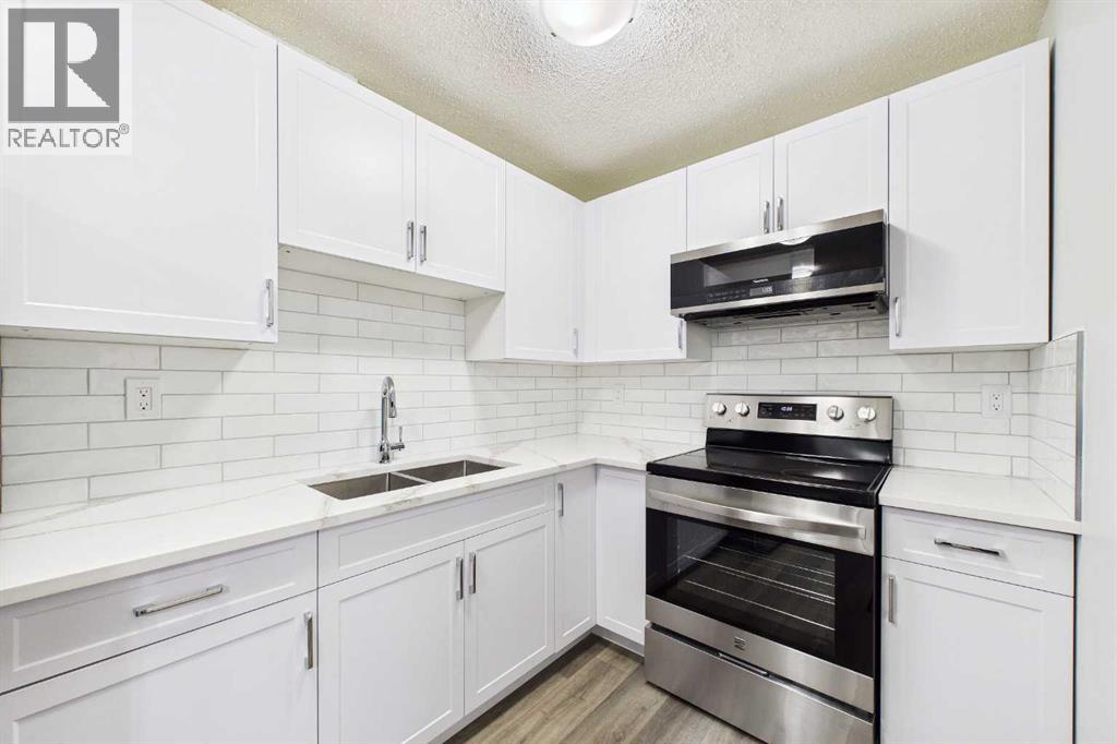 111, 1712 38 Street SE, Calgary, Alberta