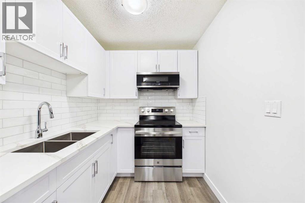 Single Family House for Sale in    Street SE Forest Lawn Calgary 