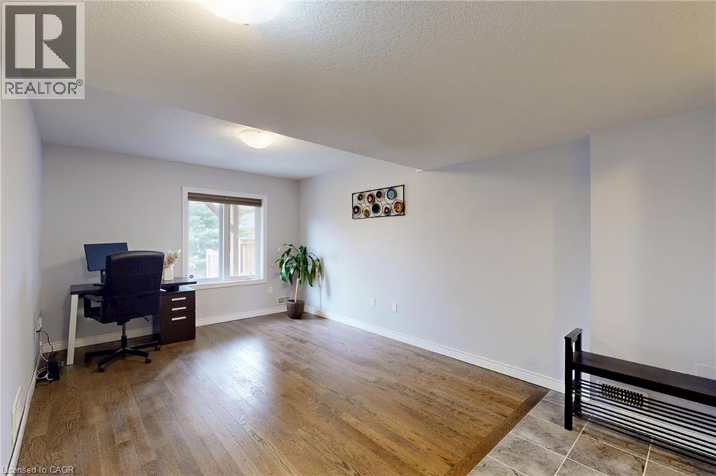 #26 66 EASTVIEW Road - 44