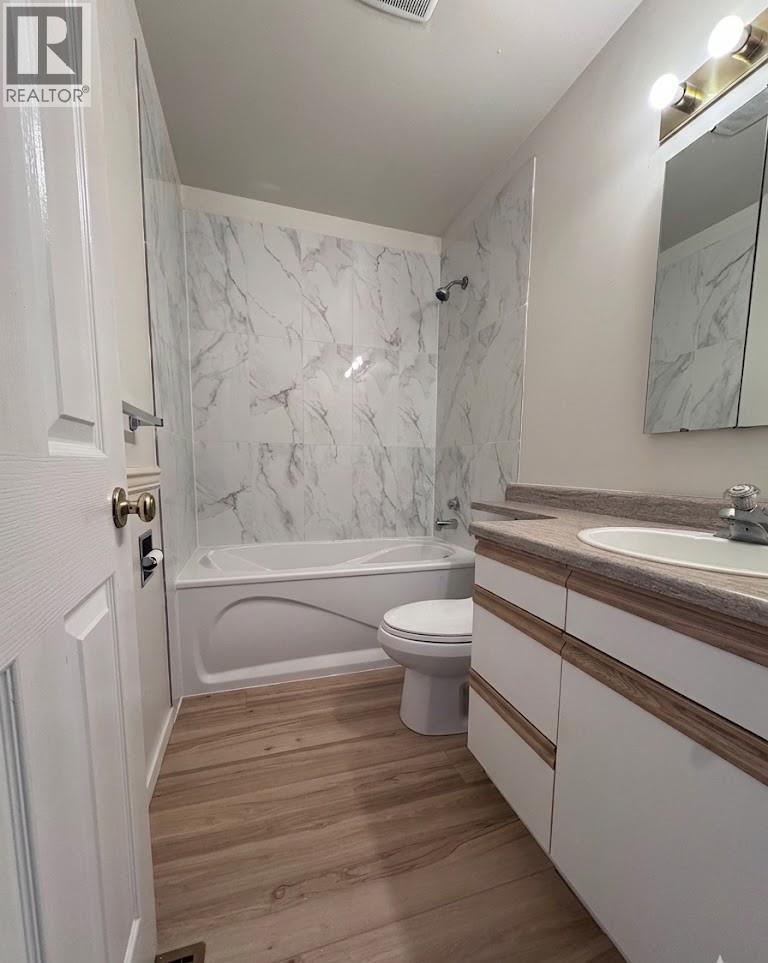 2221 3RD N Street - 12