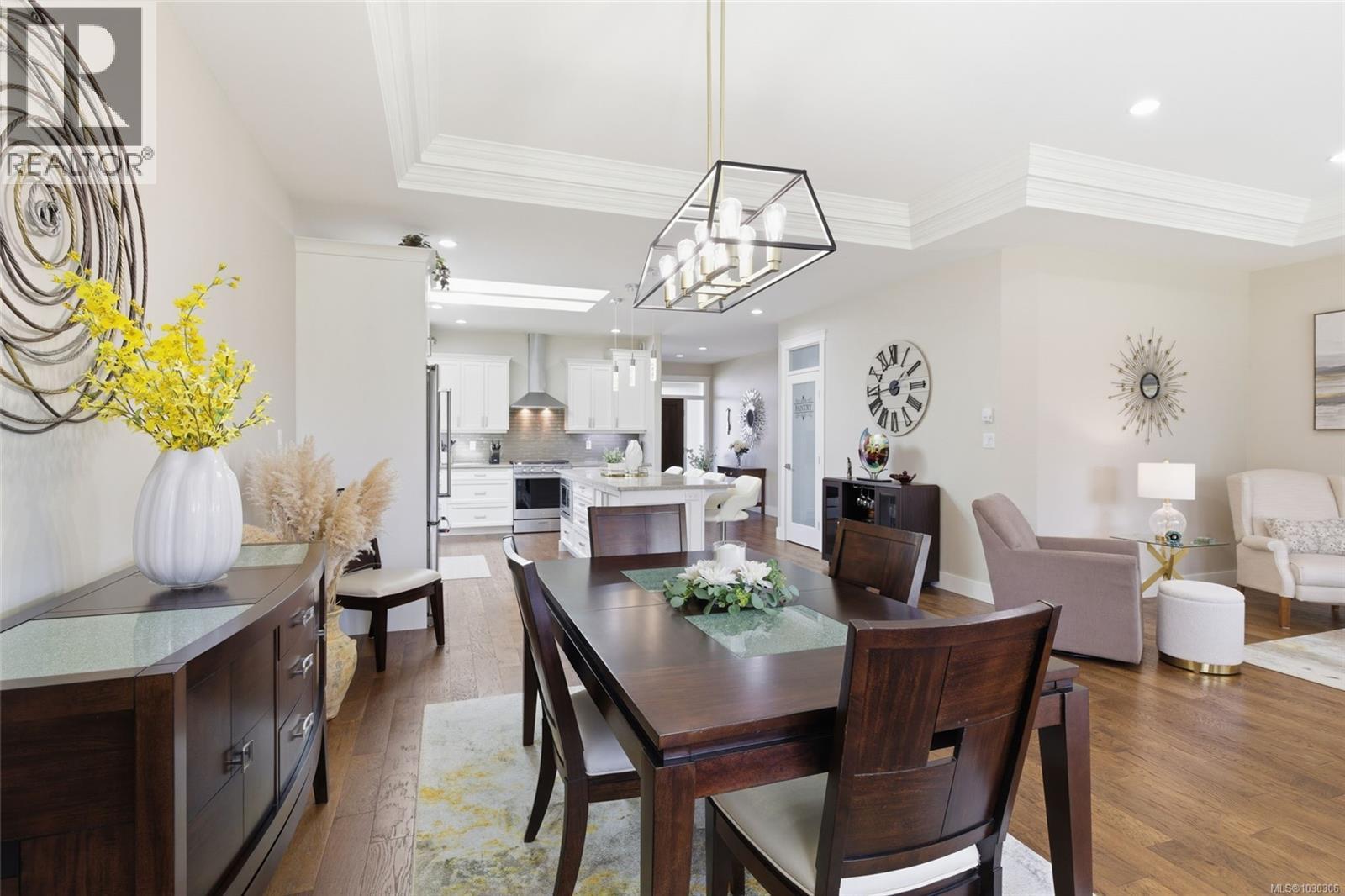 158 SKYLARK AVE - 17