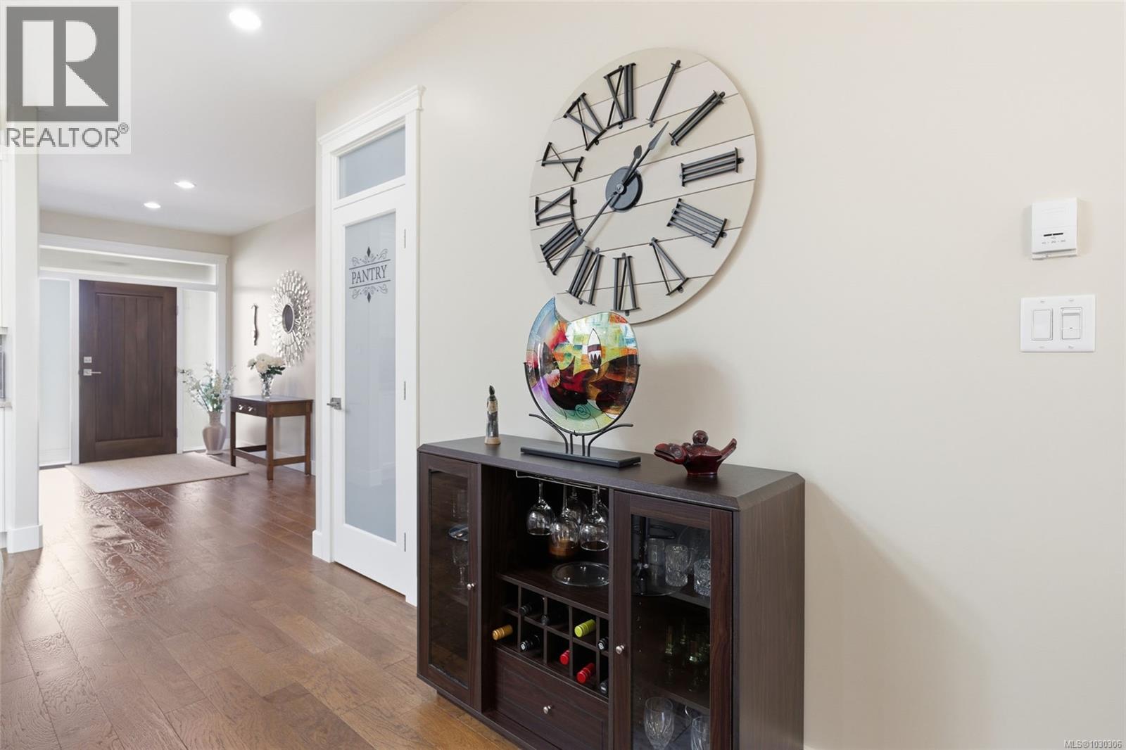 158 SKYLARK AVE - 34