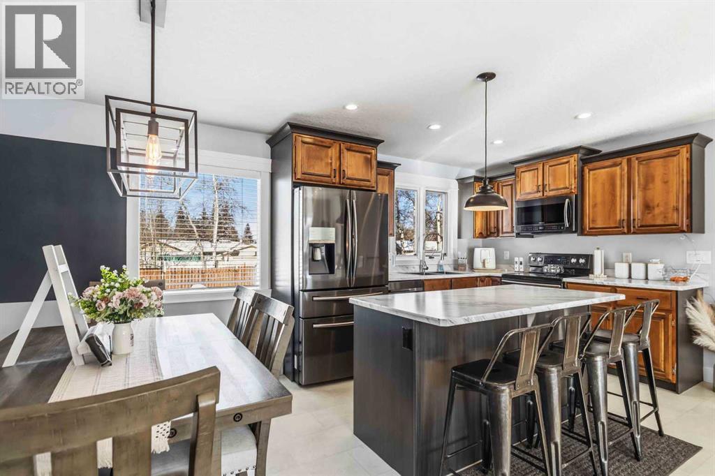 17 CLARK Crescent, Fort McMurray