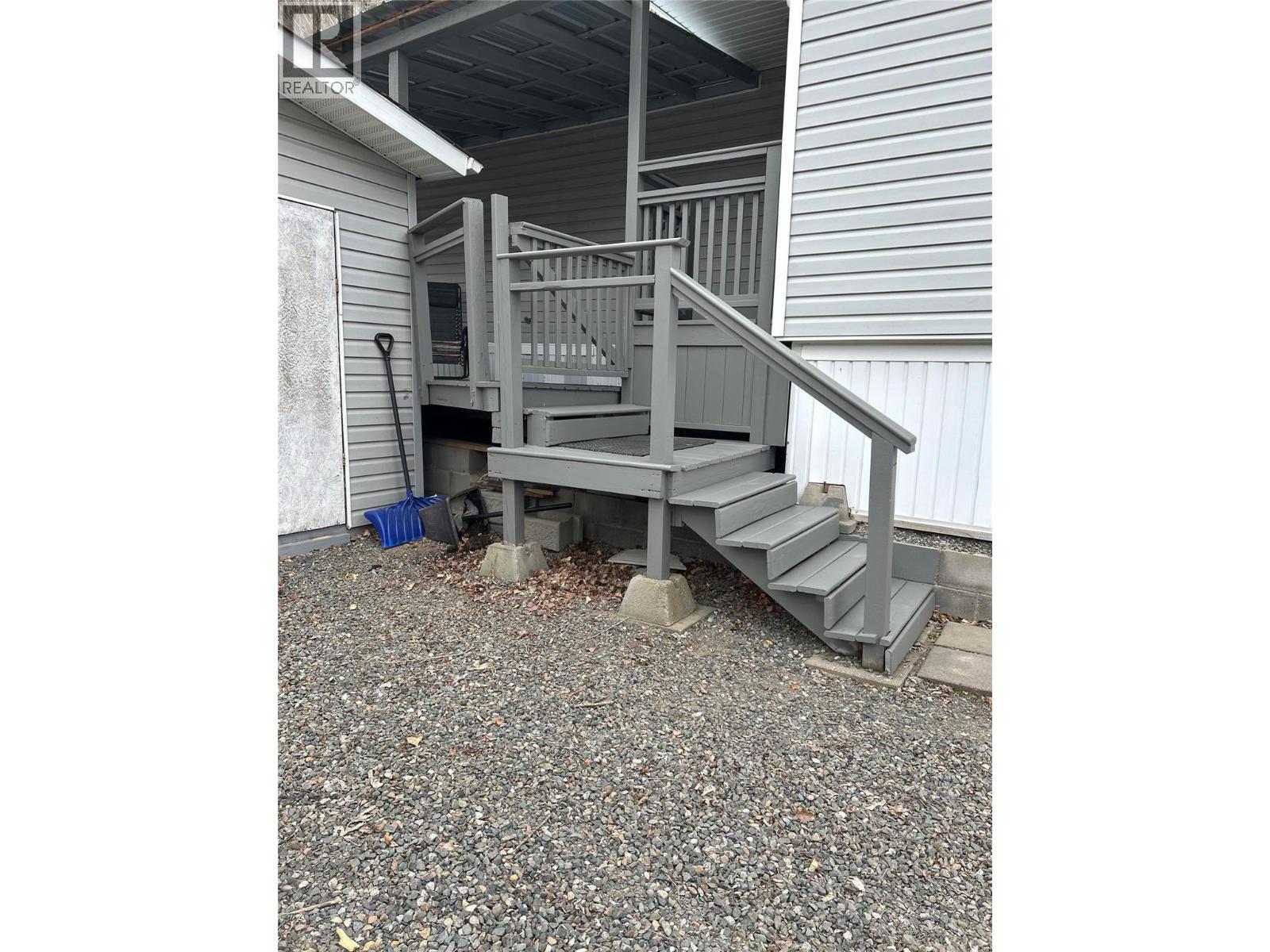 #28 4395 TRANS CANADA HIGHWAY - Image 3