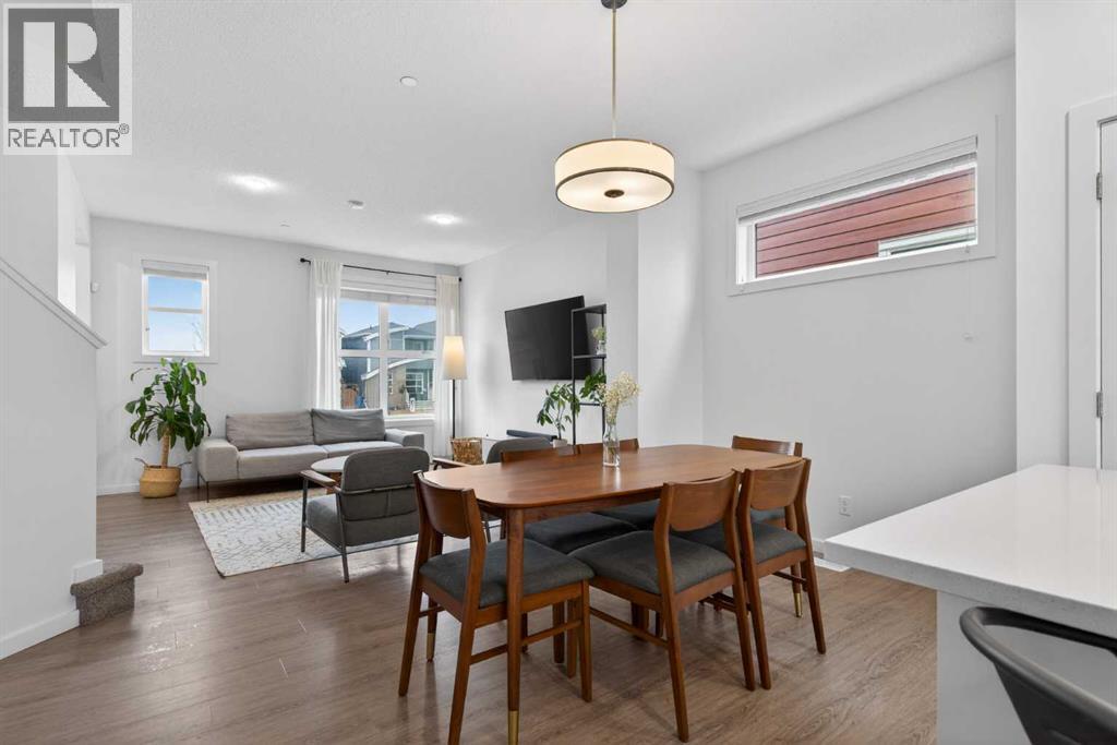 196 Livingston View NE, Calgary, Alberta