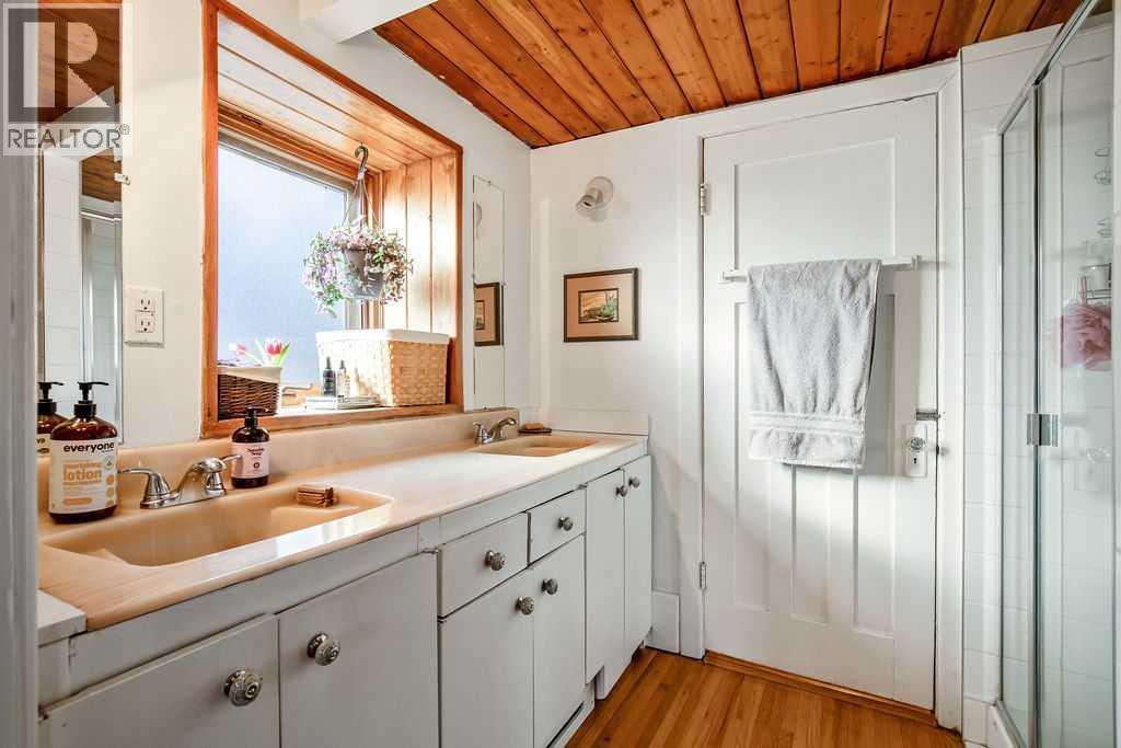 Single Family House Bungalow for Sale in  Erlton Street SW Erlton Calgary 