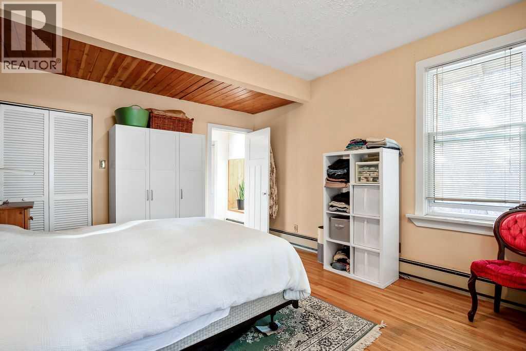 Single Family House Bungalow for Sale in  Erlton Street SW Erlton Calgary 