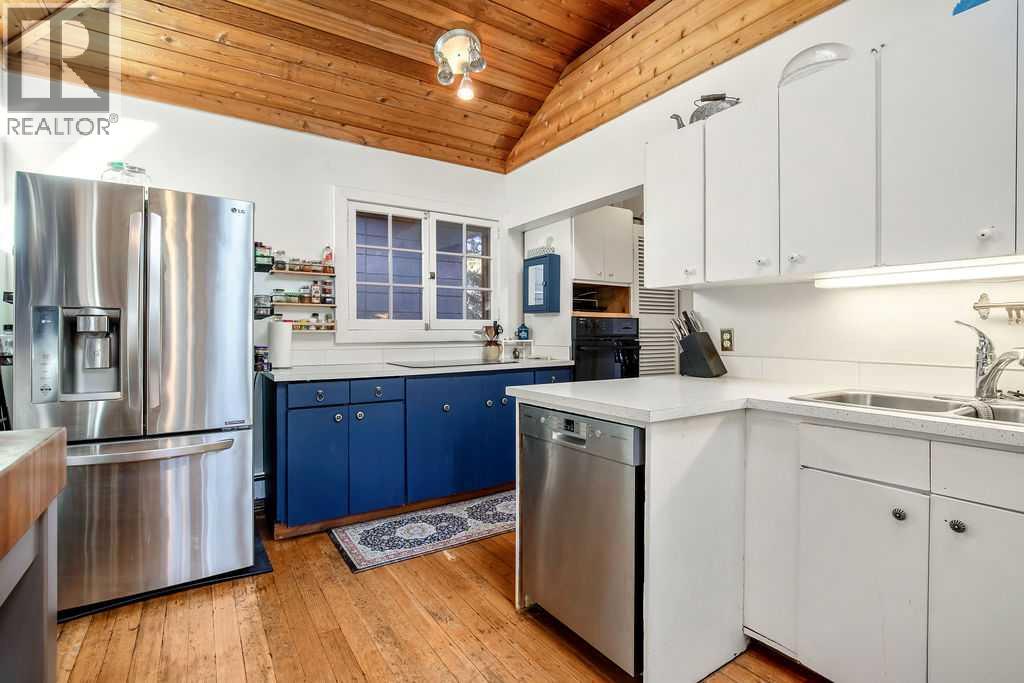 Single Family House Bungalow for Sale in  Erlton Street SW Erlton Calgary 