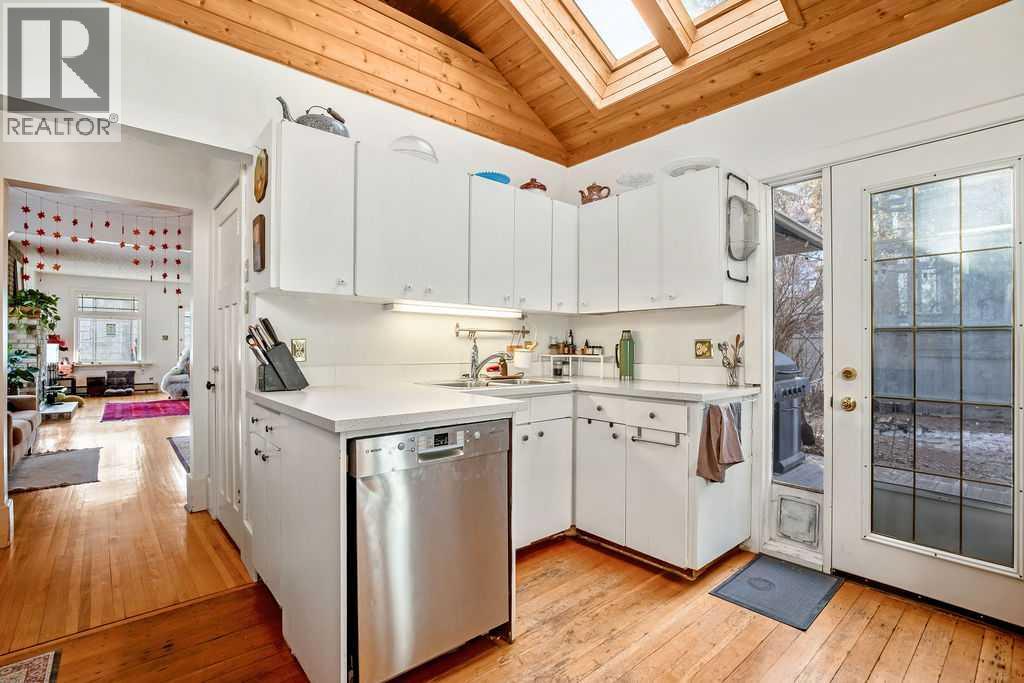 Single Family House Bungalow for Sale in  Erlton Street SW Erlton Calgary 