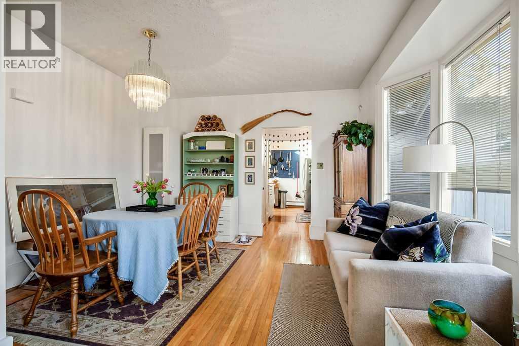 Single Family House Bungalow for Sale in  Erlton Street SW Erlton Calgary 