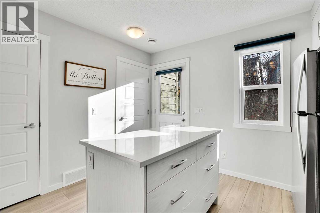 Single Family House for Sale in  Cranbrook Square SE Cranston Calgary 