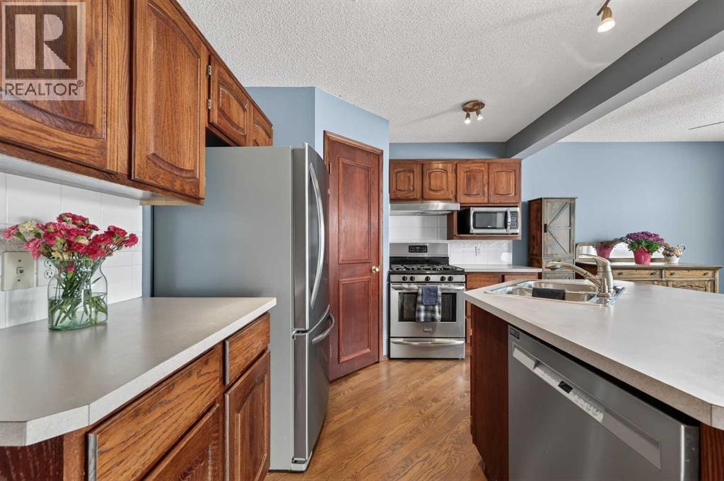 Single Family House for Sale in  Riverwood Circle SE Riverbend Calgary 