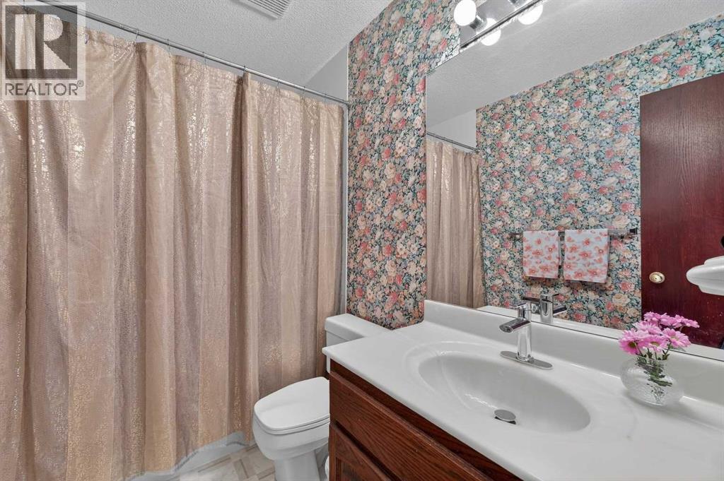 Single Family House for Sale in  Riverwood Circle SE Riverbend Calgary 