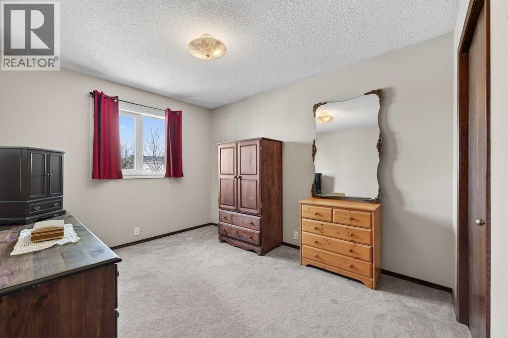 Single Family House for Sale in  Riverwood Circle SE Riverbend Calgary 