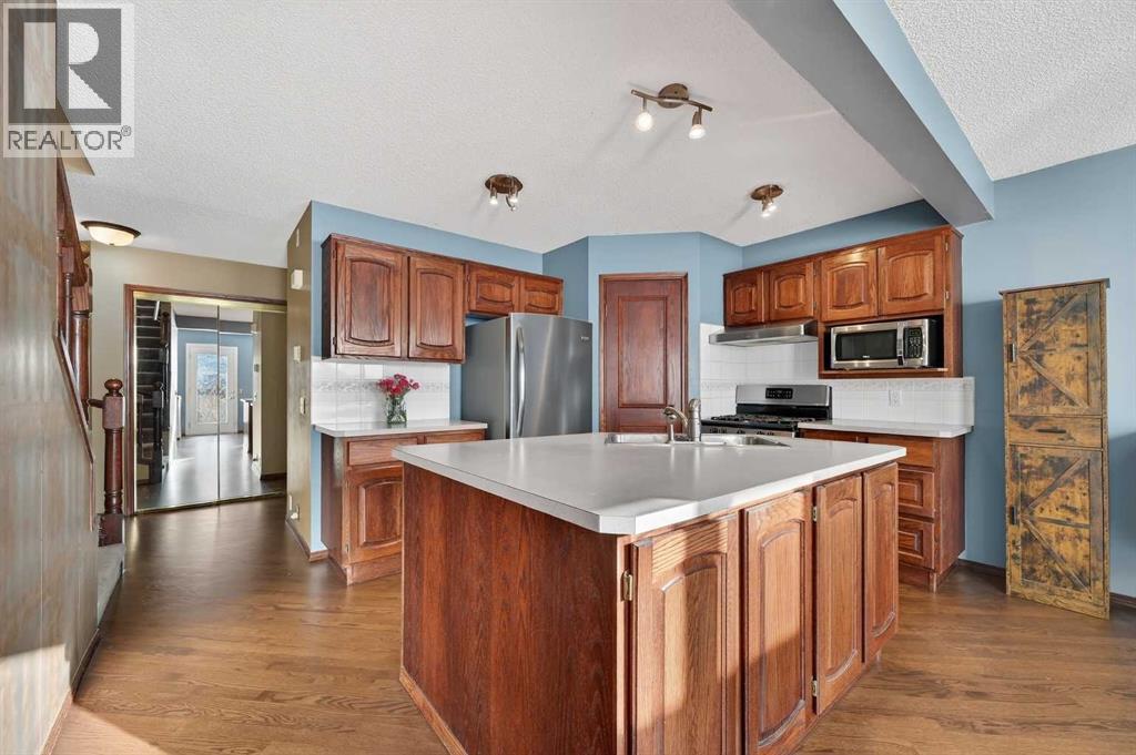 Single Family House for Sale in  Riverwood Circle SE Riverbend Calgary 