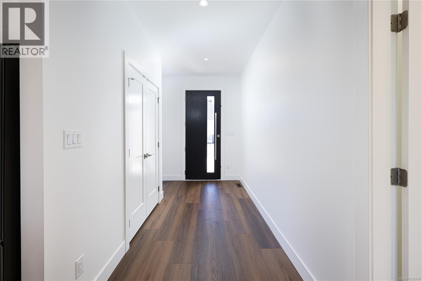 492 HAMPSTEAD ST - Image 3