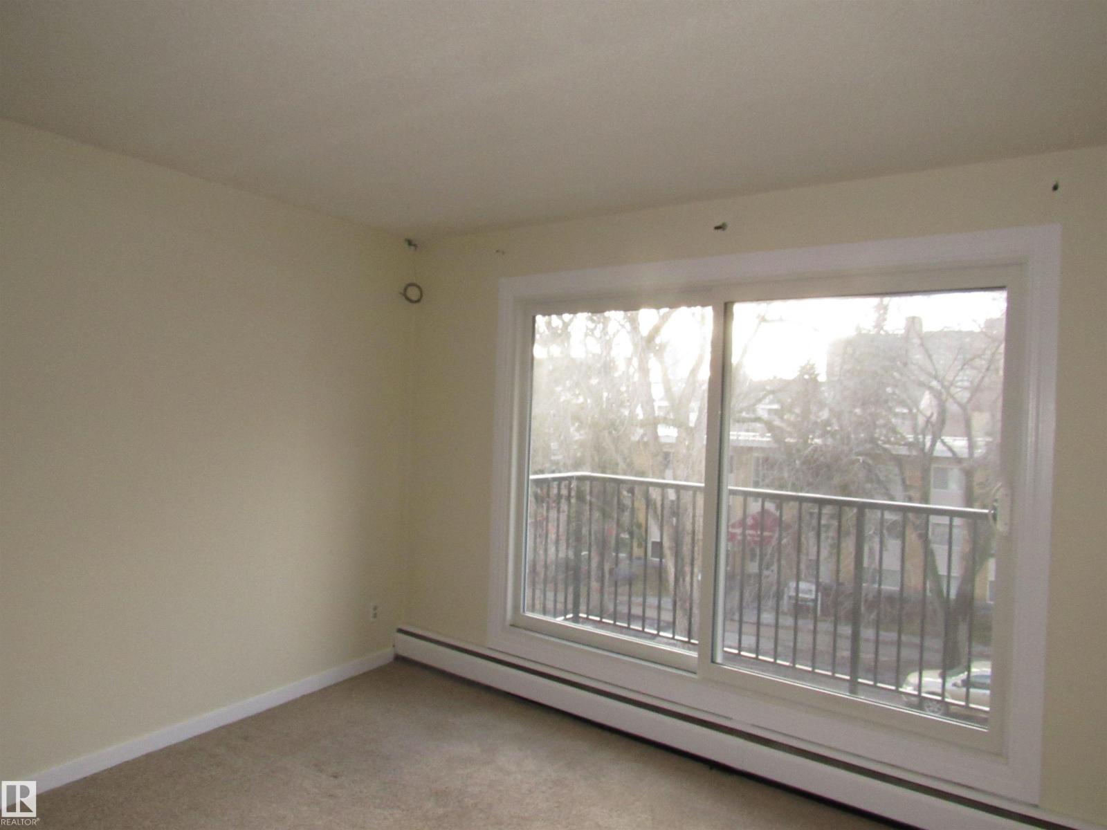 #404 10335 117 ST NW, Edmonton