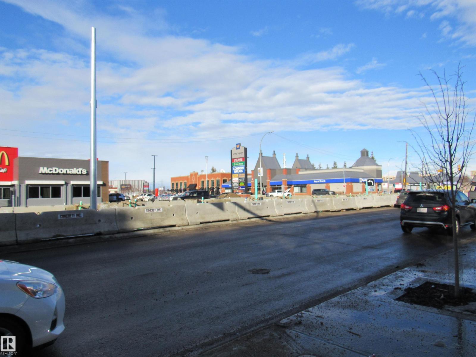 #404 10335 117 ST NW, Edmonton