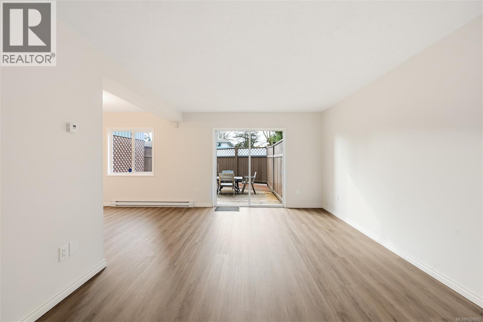 #116 724 SEA TERR - Image 2