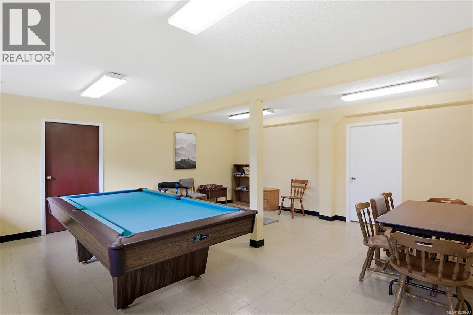 #116 724 SEA TERR - 47