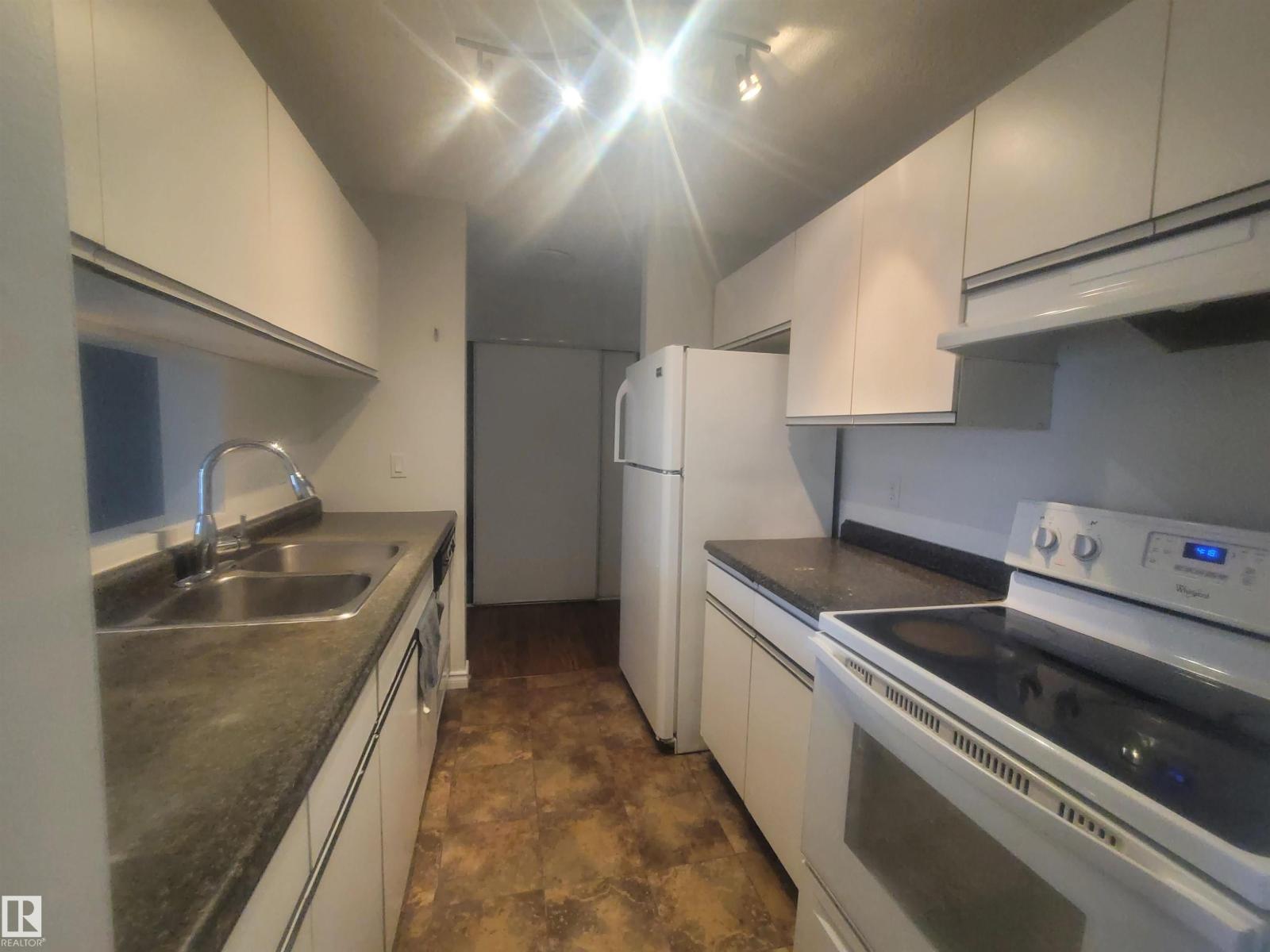 #318 2508 50 ST NW - 20