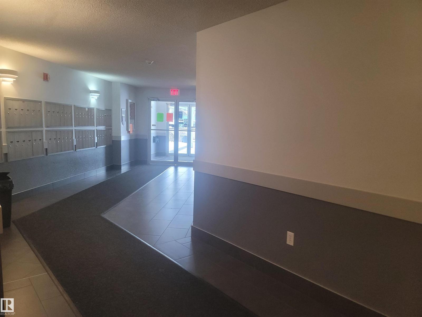 #318 2508 50 ST NW - 29