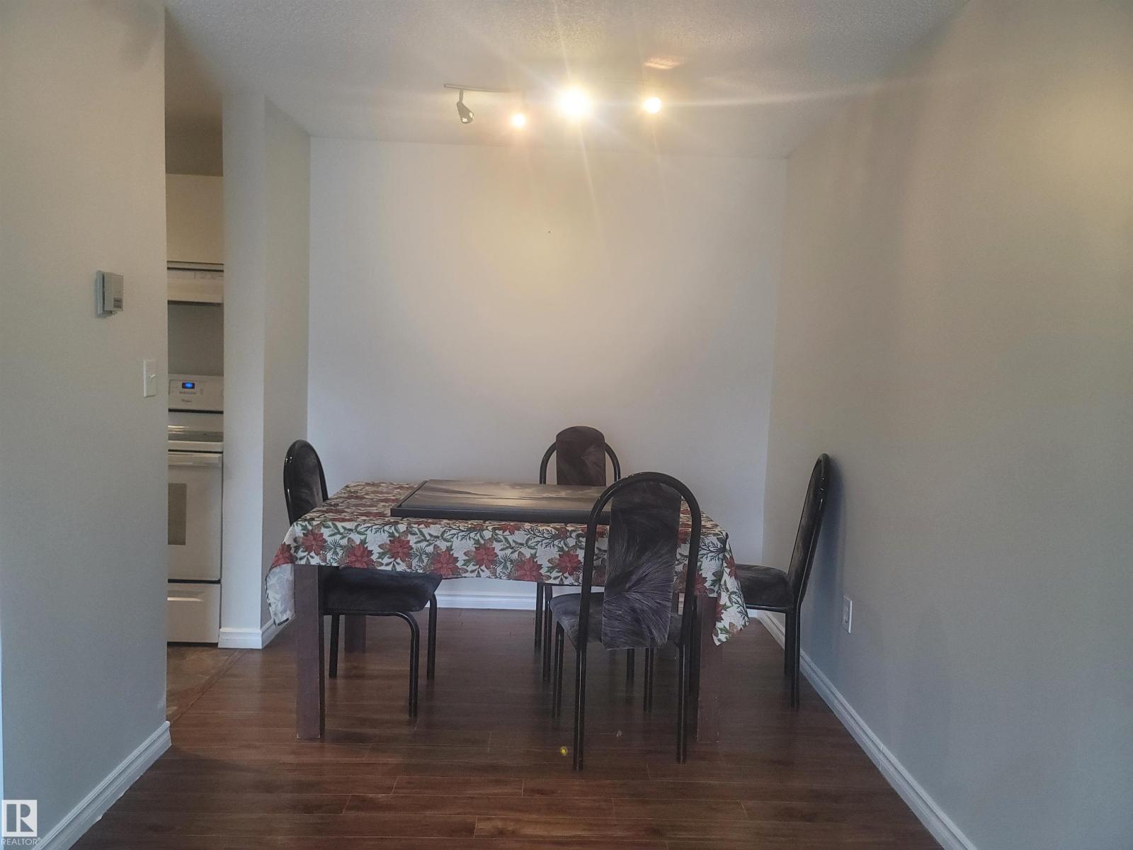 #318 2508 50 ST NW - 10