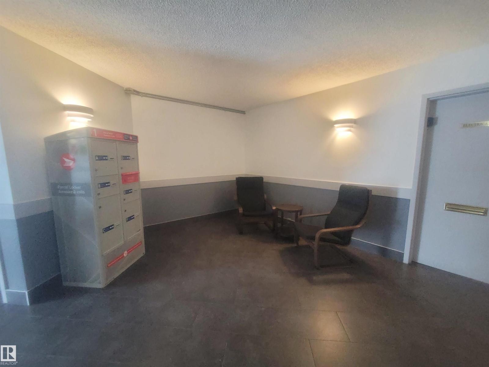 #318 2508 50 ST NW - 24