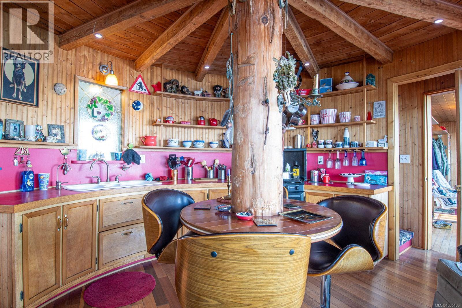 LT 1 RUXTON ISLAND - 11