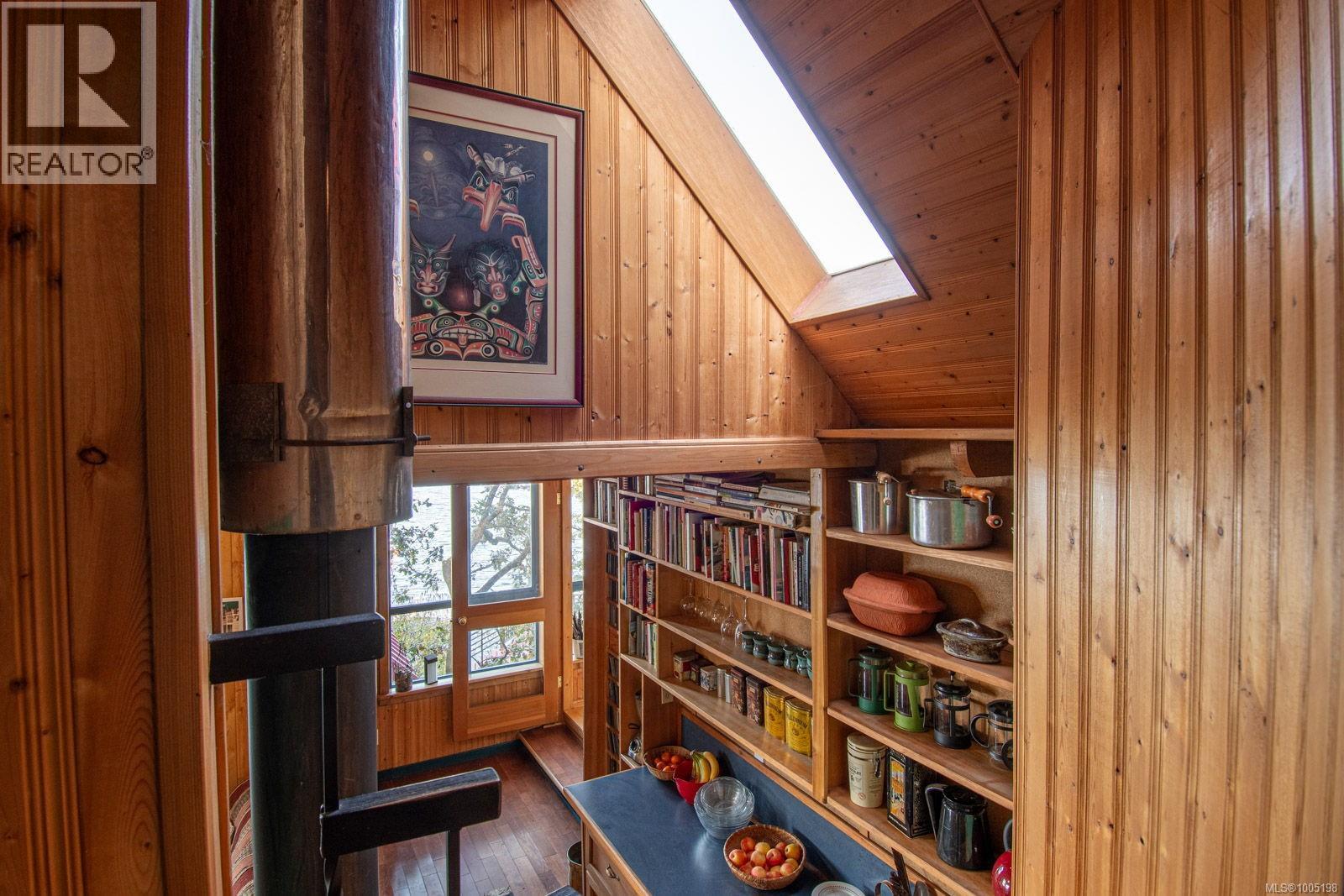 LT 1 RUXTON ISLAND - 47