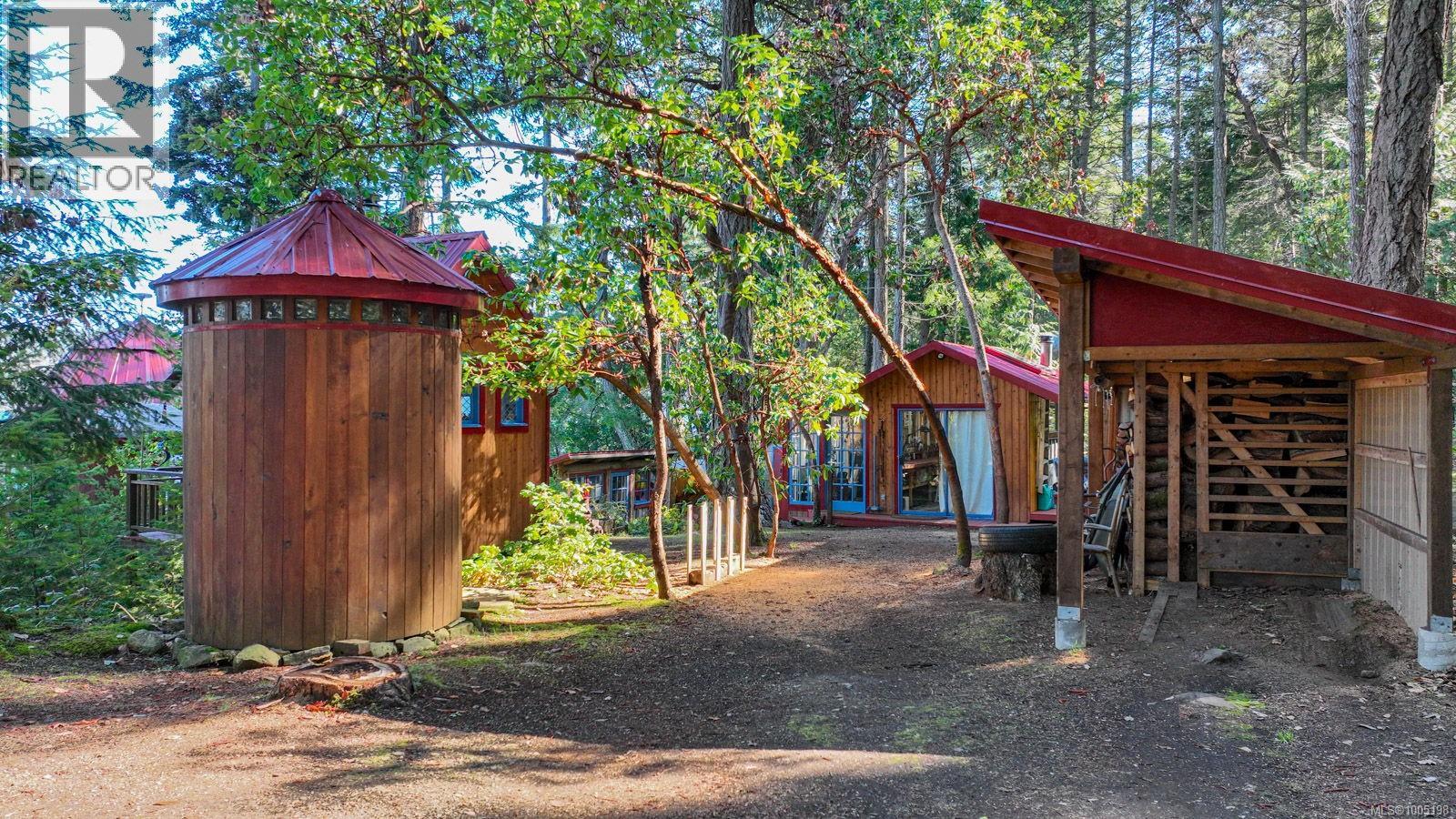 LT 1 RUXTON ISLAND - 22