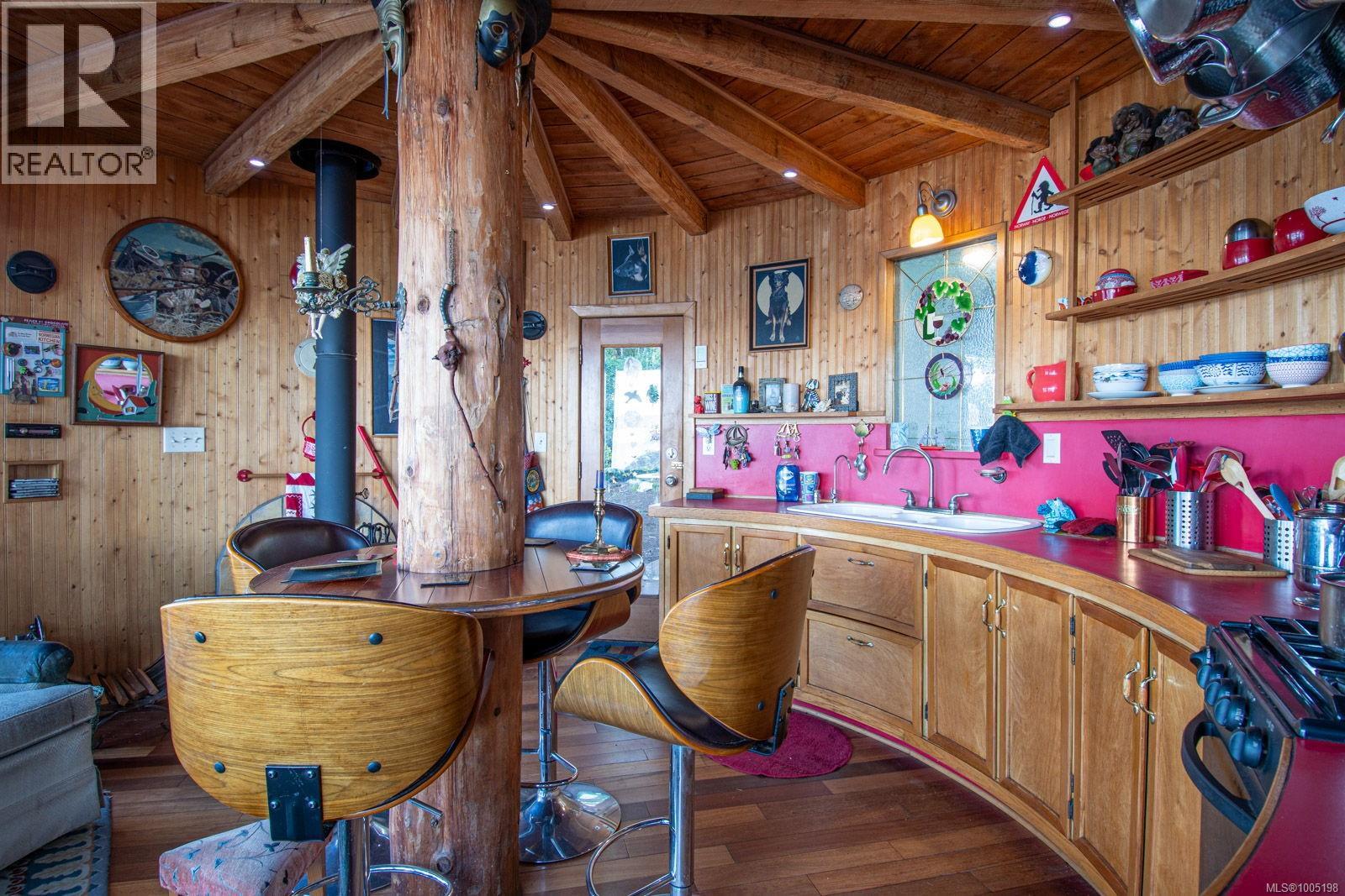 LT 1 RUXTON ISLAND - 61