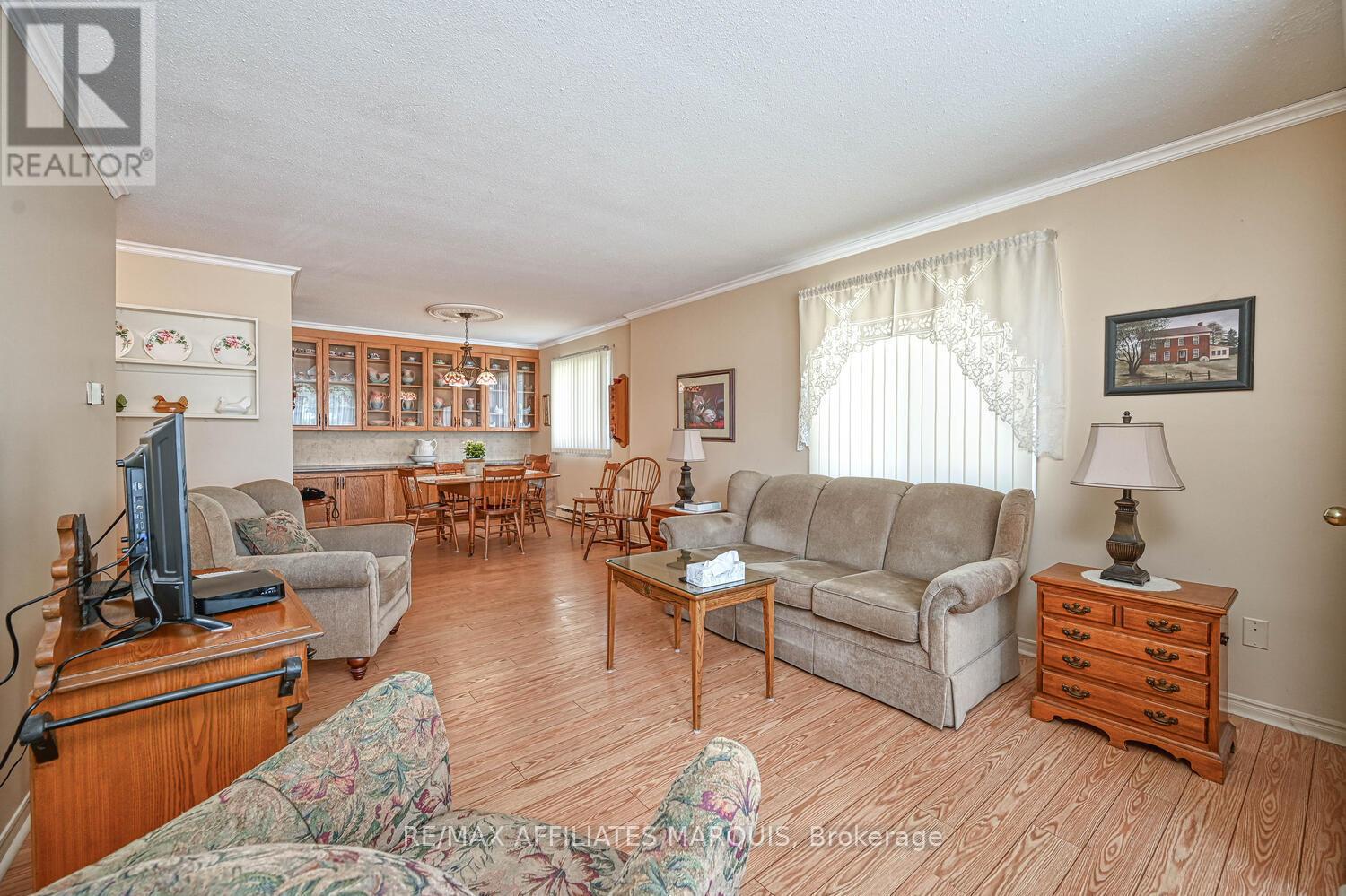 #208 10 ARMSTRONG DRIVE - 14