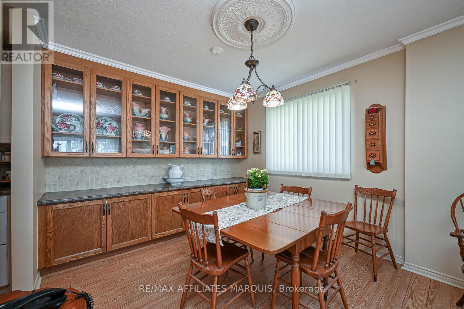 #208 10 ARMSTRONG DRIVE - 15