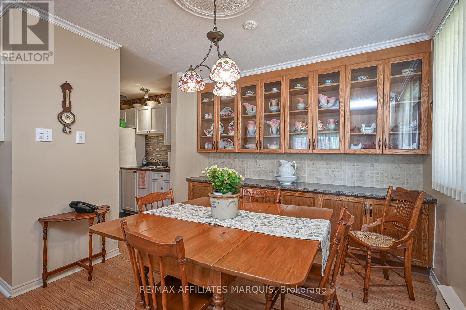#208 10 ARMSTRONG DRIVE - 16