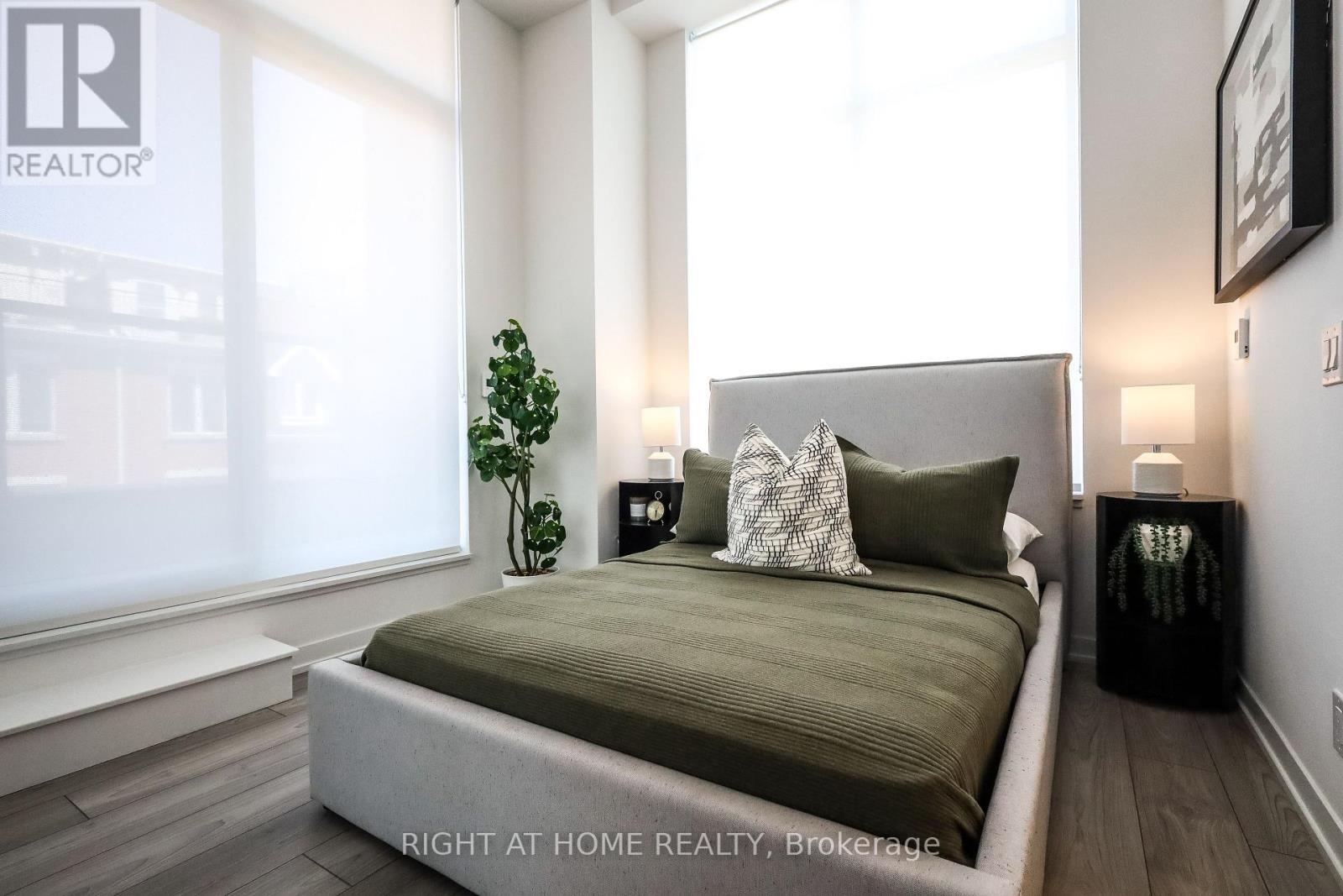 #204 285 DUFFERIN STREET - 19