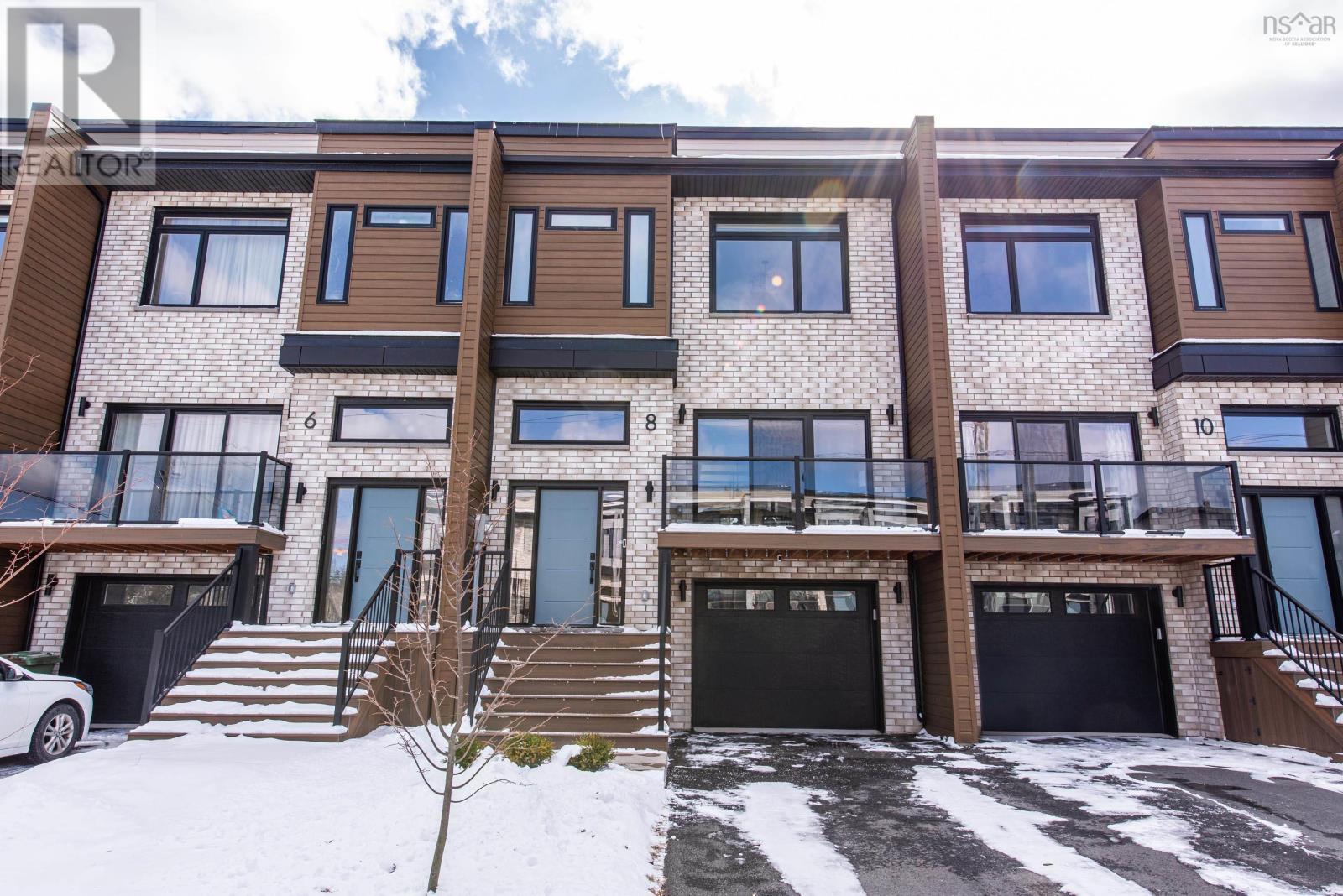 8 TREKKER DRIVE - Image 2