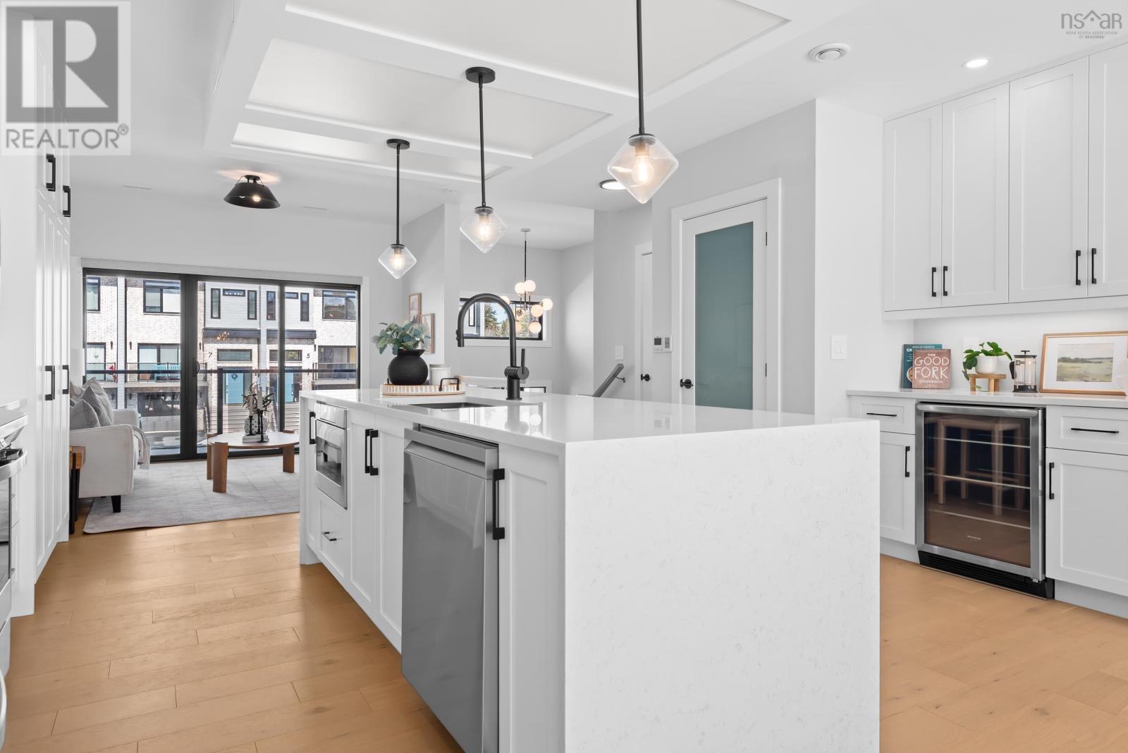 8 TREKKER DRIVE - 13