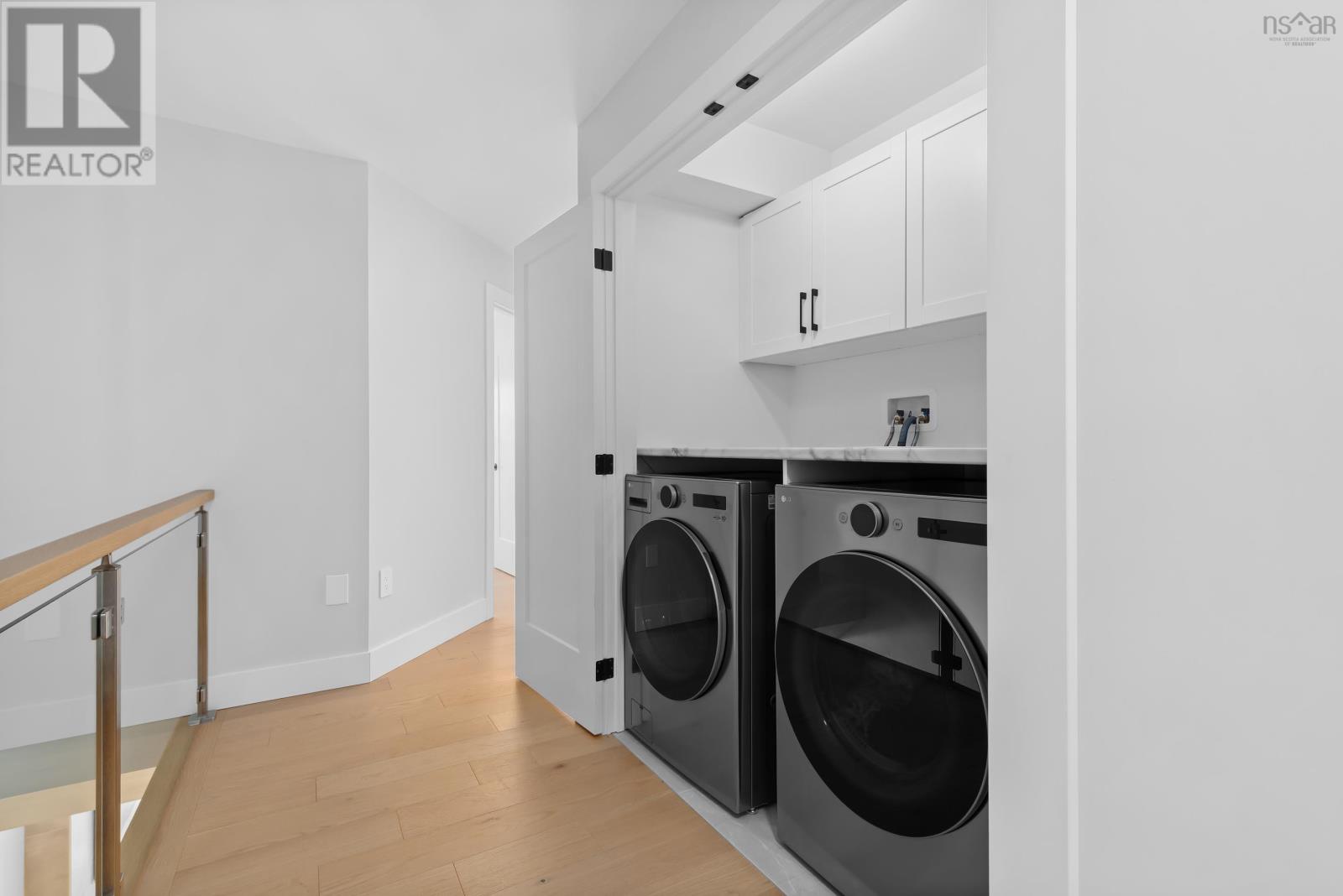 8 TREKKER DRIVE - 29