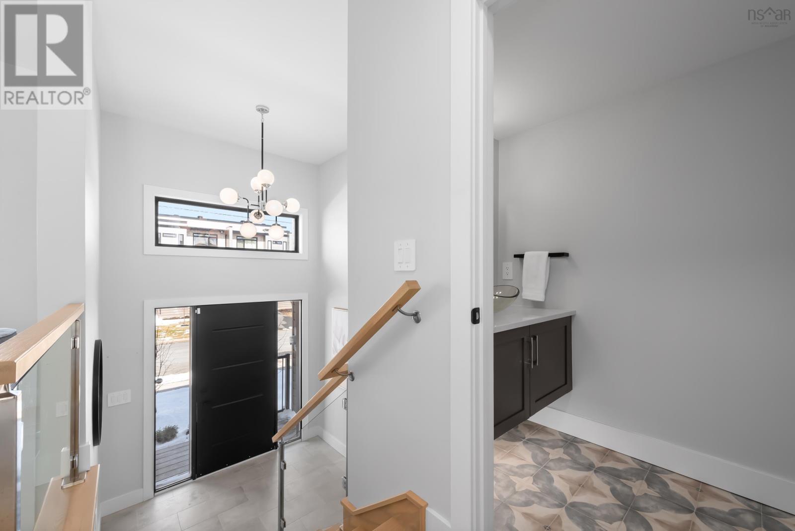 8 TREKKER DRIVE - 19