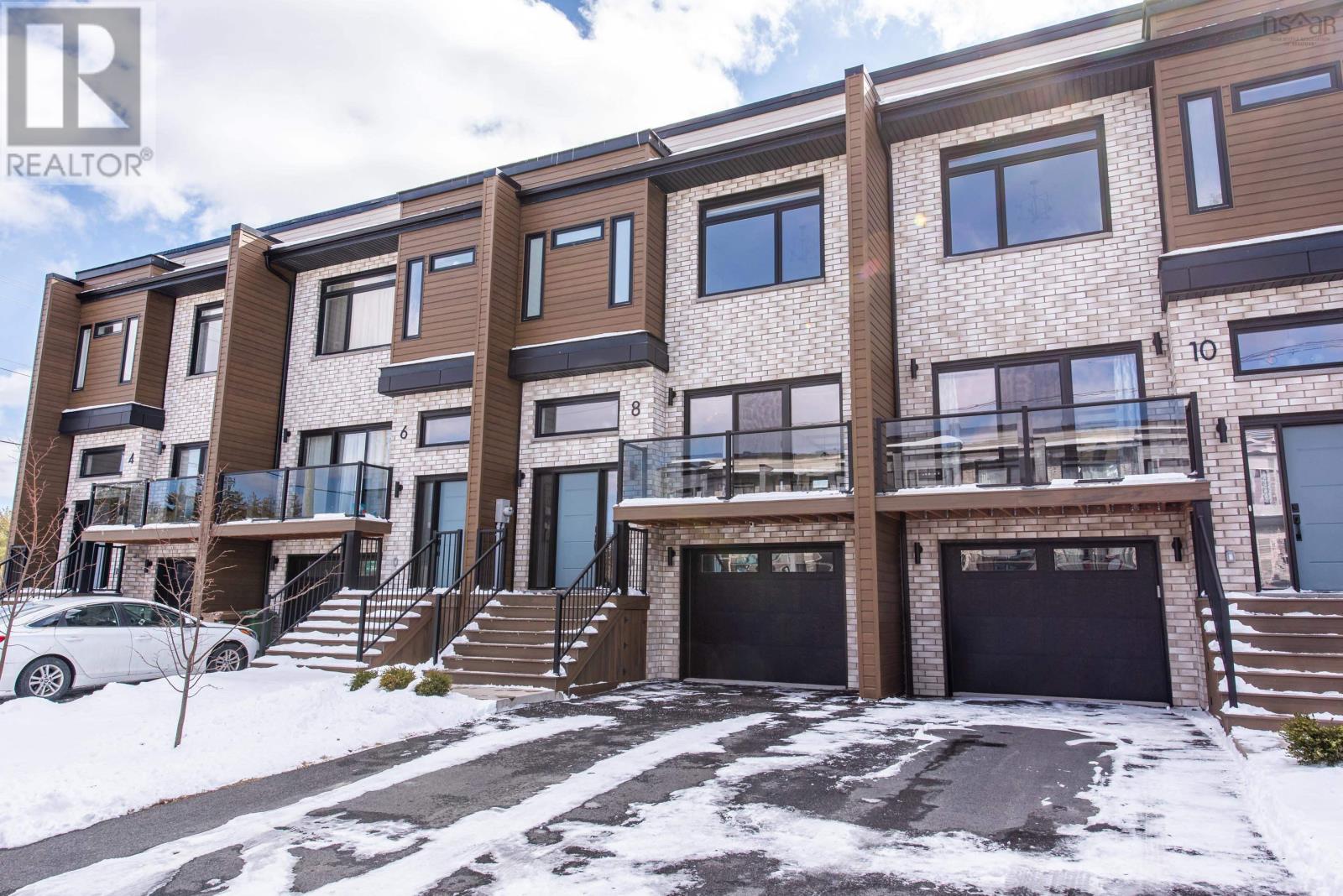 8 TREKKER DRIVE - Image 3