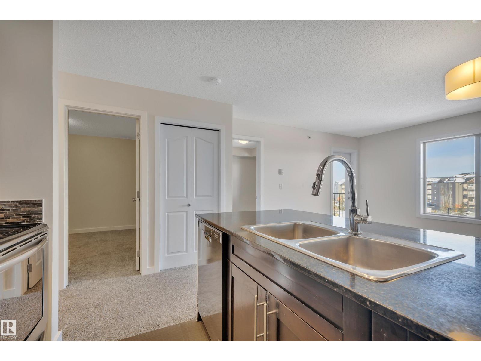 #415 12035 22 AV SW - 1