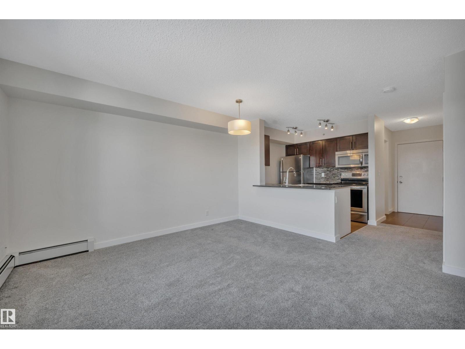 #415 12035 22 AV SW - 14