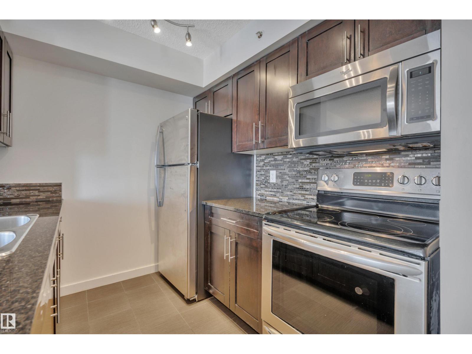 #415 12035 22 AV SW - 16