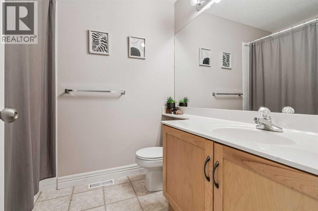 Single Family House 4 Level for Sale in  Bridlewood Lane SW Bridlewood Calgary 