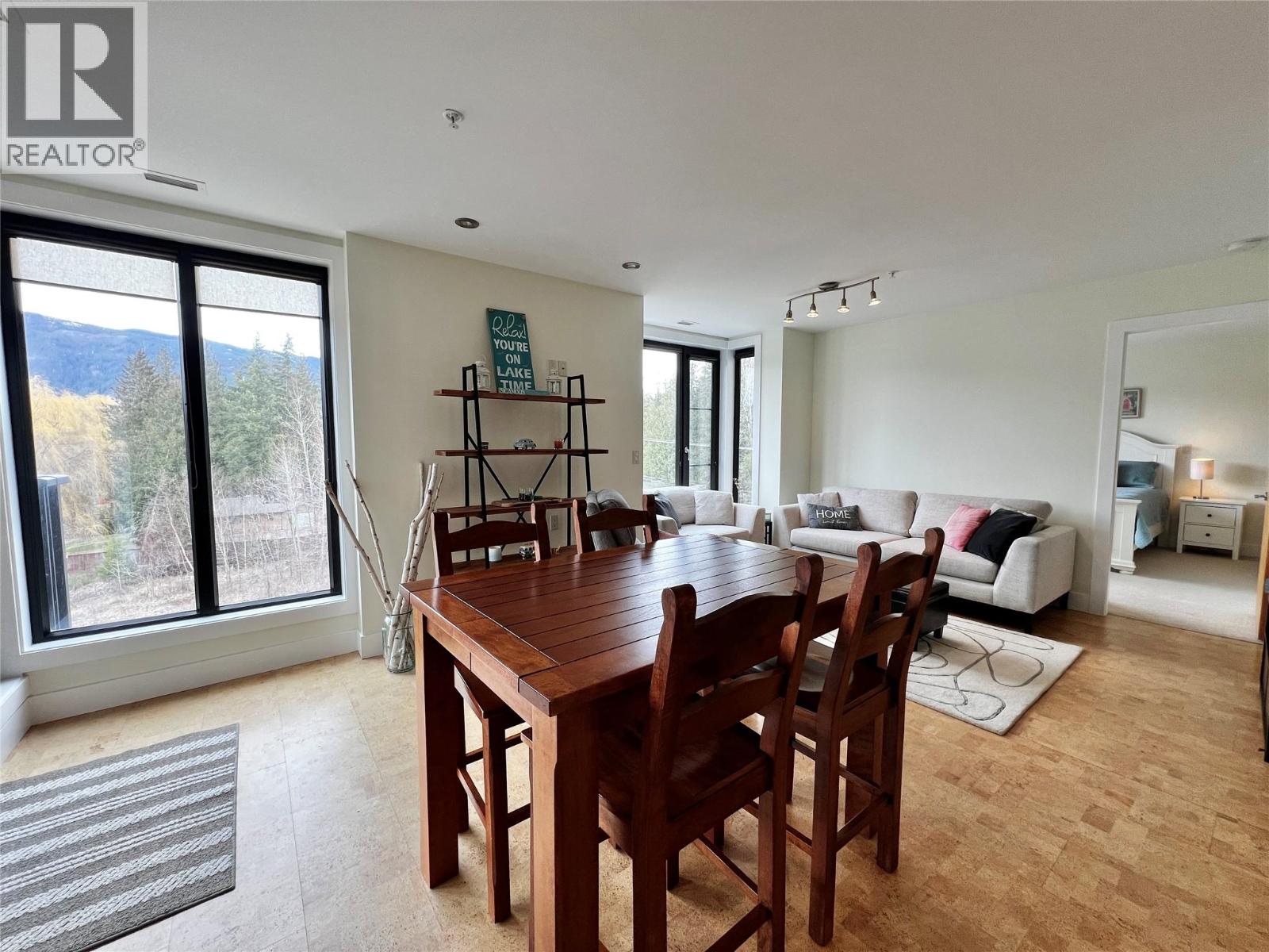 408 326 Mara Lake Lane, Sicamous