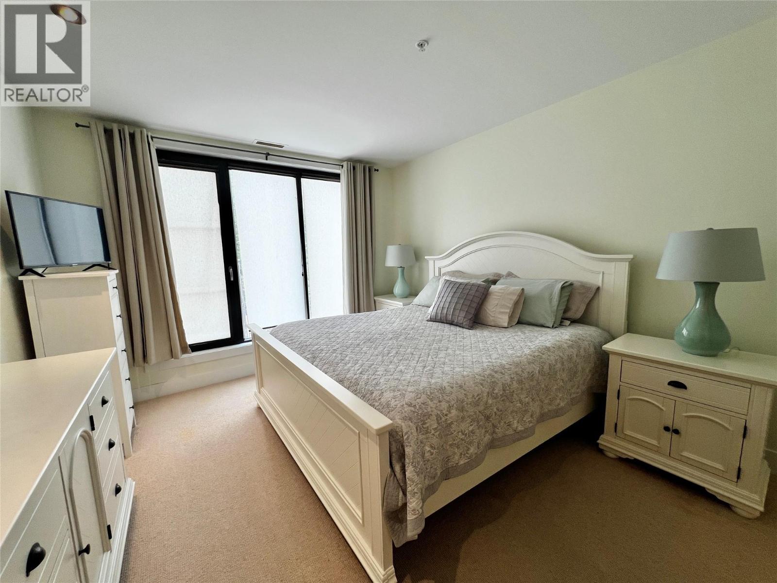 408 326 Mara Lake Lane, Sicamous